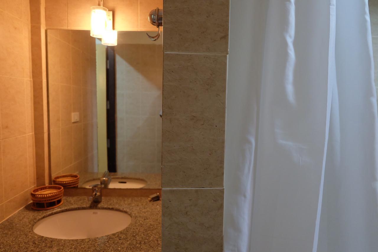 Star Bright Court Ξενοδοχείο Τσιανγκ Ράϊ Εξωτερικό φωτογραφία